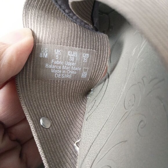 Bzees Lifestride Desire Wedge Sandal Morel Stretch Fabric 8 Slip On NWOB - Picture 6 of 10